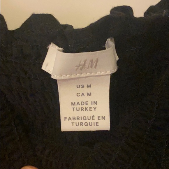 cute bowtie h&m summer top! - Picture 2 of 3